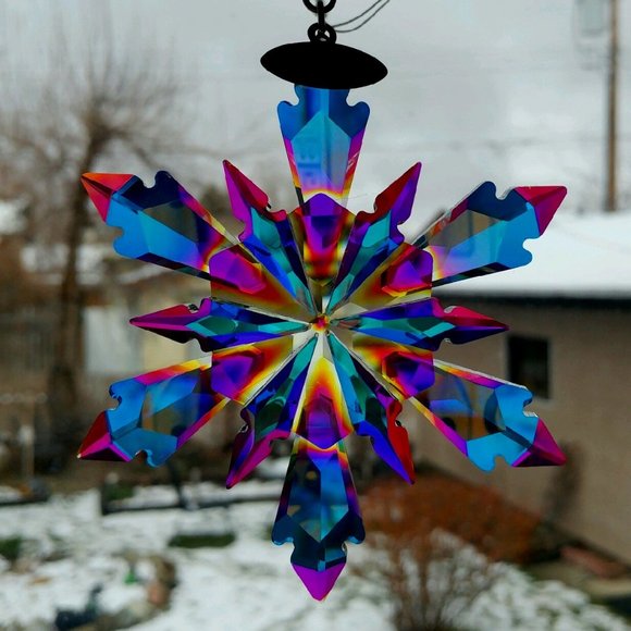 ⛄  Beautiful Christmas Frozen Snowflake Crystal Pendant ⛄ - Picture 3 of 3
